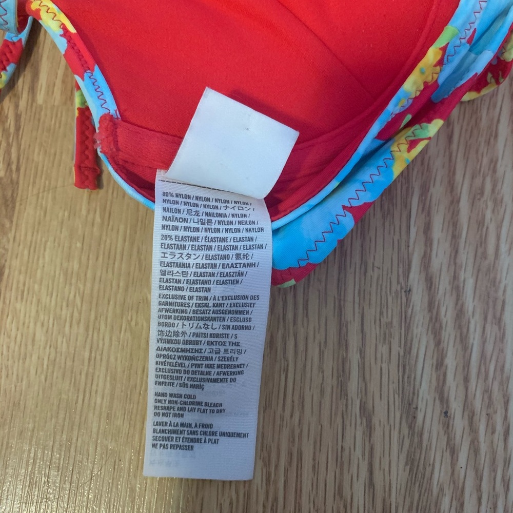 Hollister Floral Push Up Padded Halter Bikini Top - Picture 2 of 4